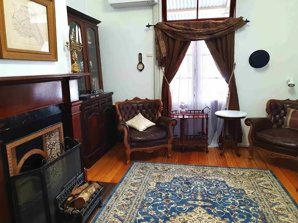 The Old Station Masters House Qld Bed & Breakfast Maryborough