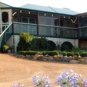 Gooromon Park Cottages, Canberra 4*, Wallaroo Australia
