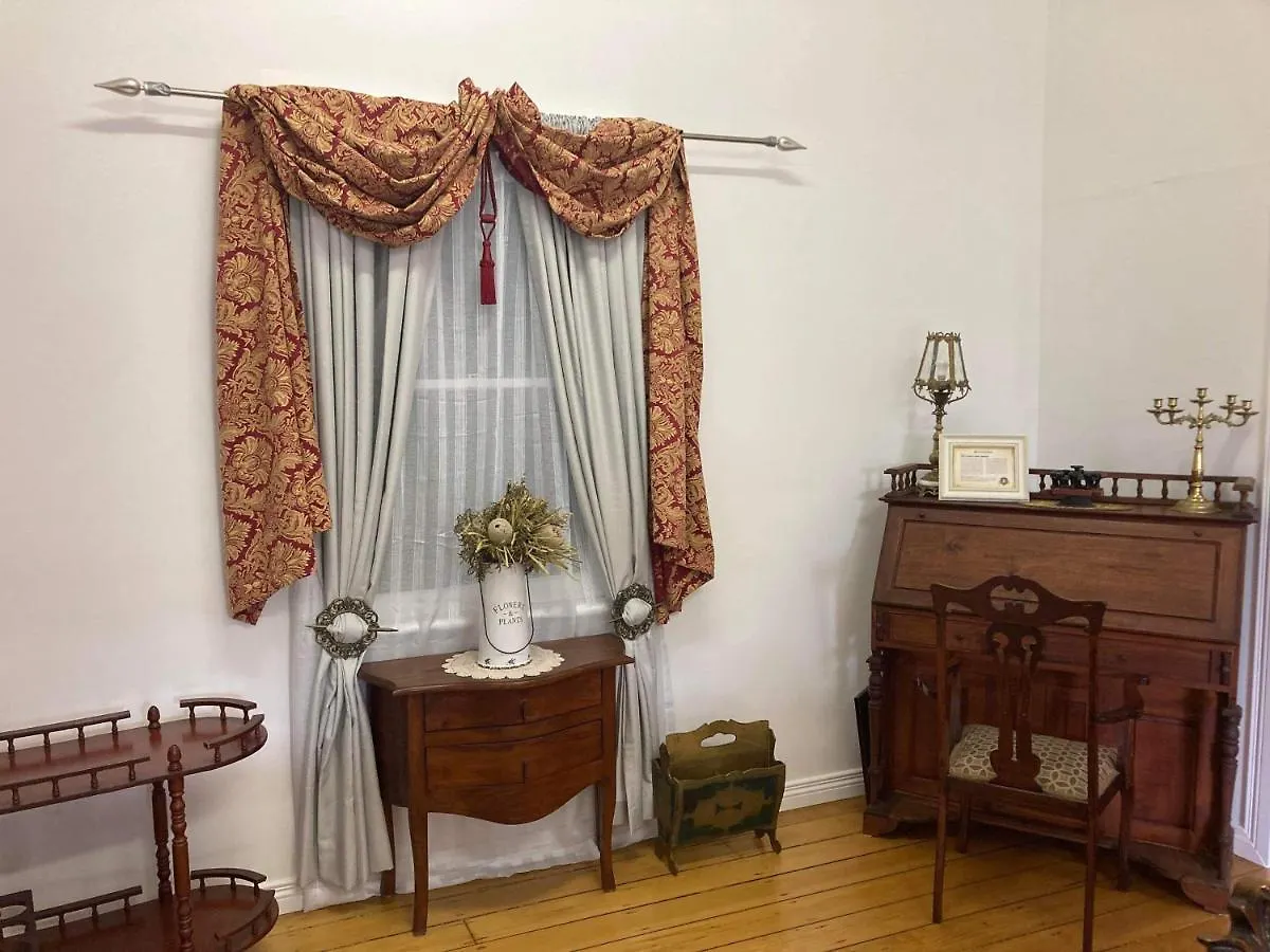 The Old Station Masters House Qld Bed & Breakfast Maryborough